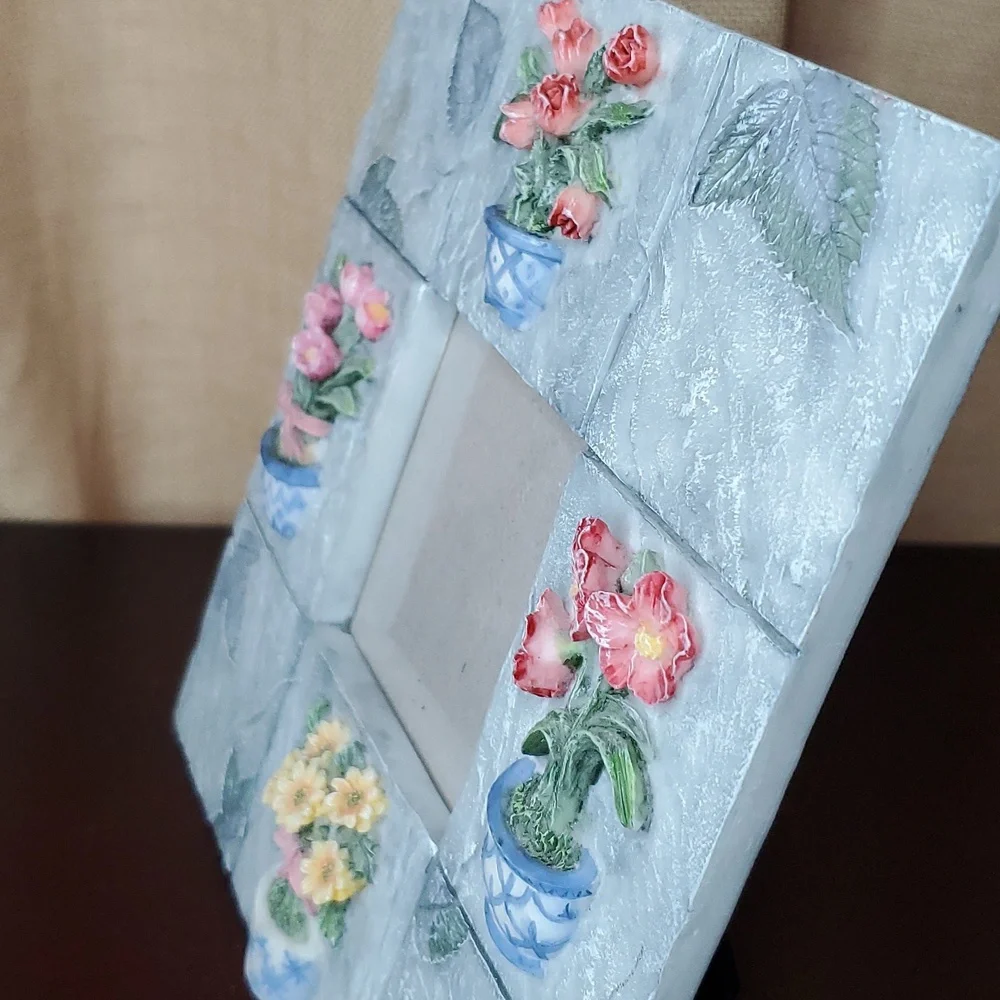 Floral Frame Richesco Intricate 3D Sculpted Flowers Gray Square Spring Garden